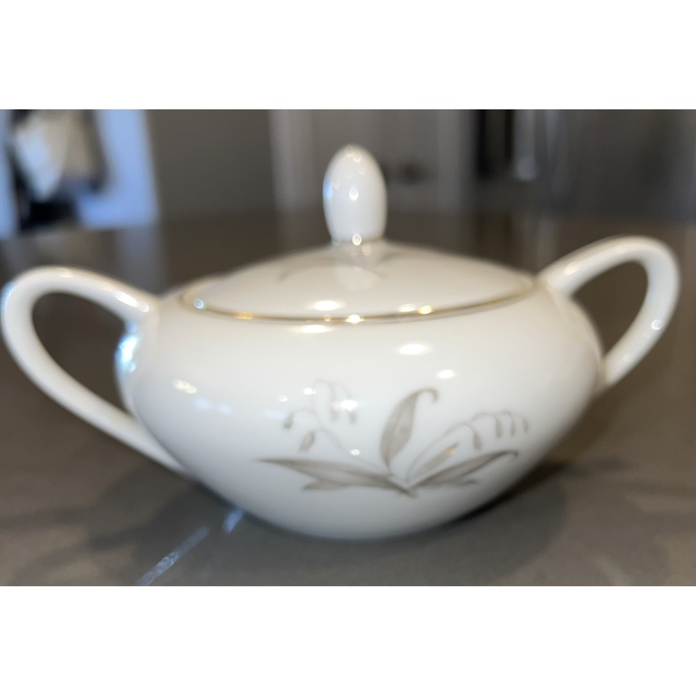 Vintage 1961 Kaysons Golden Rhapsody Fine China Sugar Bowl Japan Gold Trim
